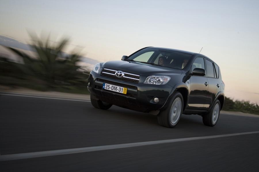  Toyota RAV4 2005 года  (фото 120 из 172)